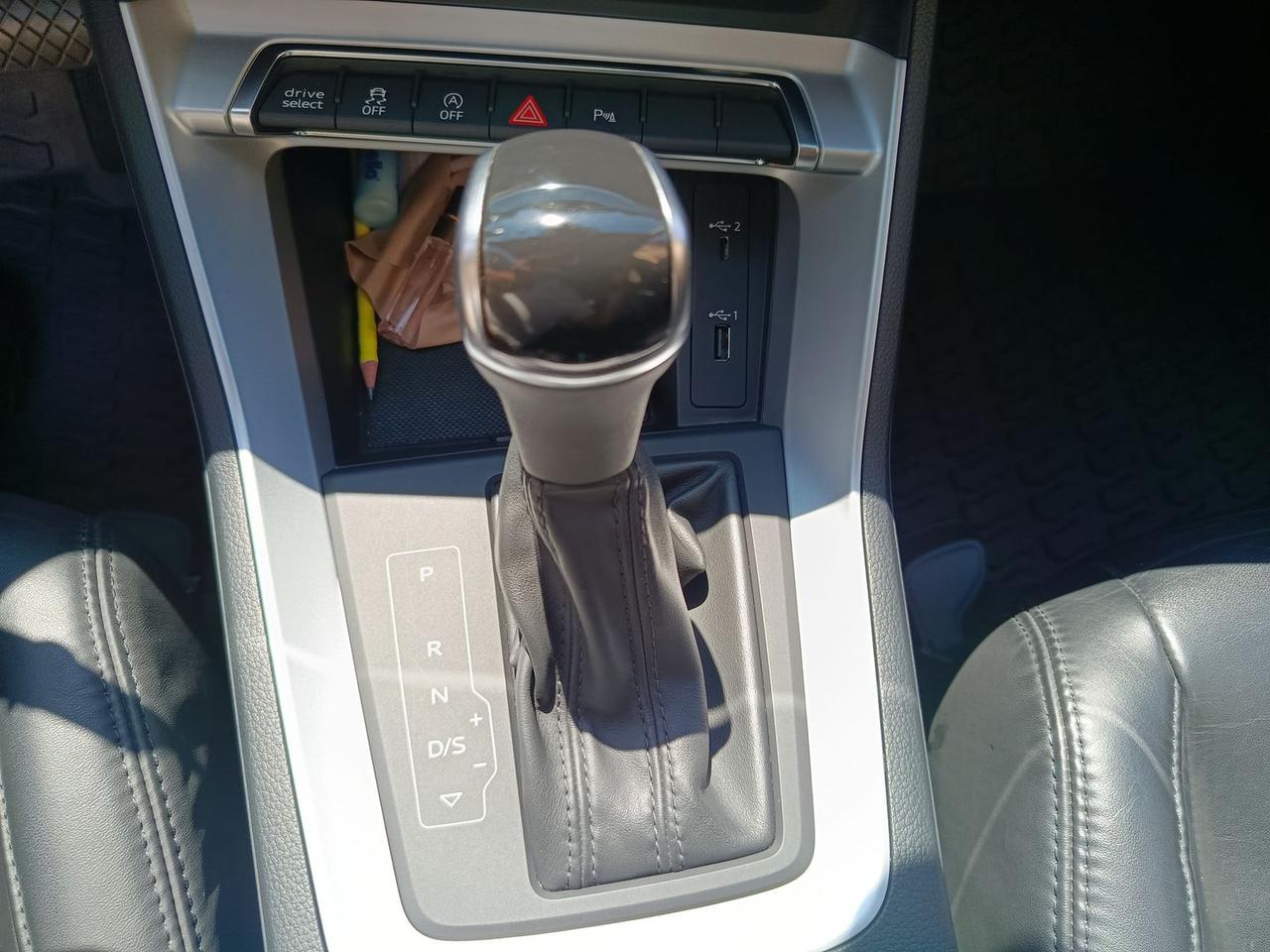 Audi Q3 2.0 TDI Business #6230