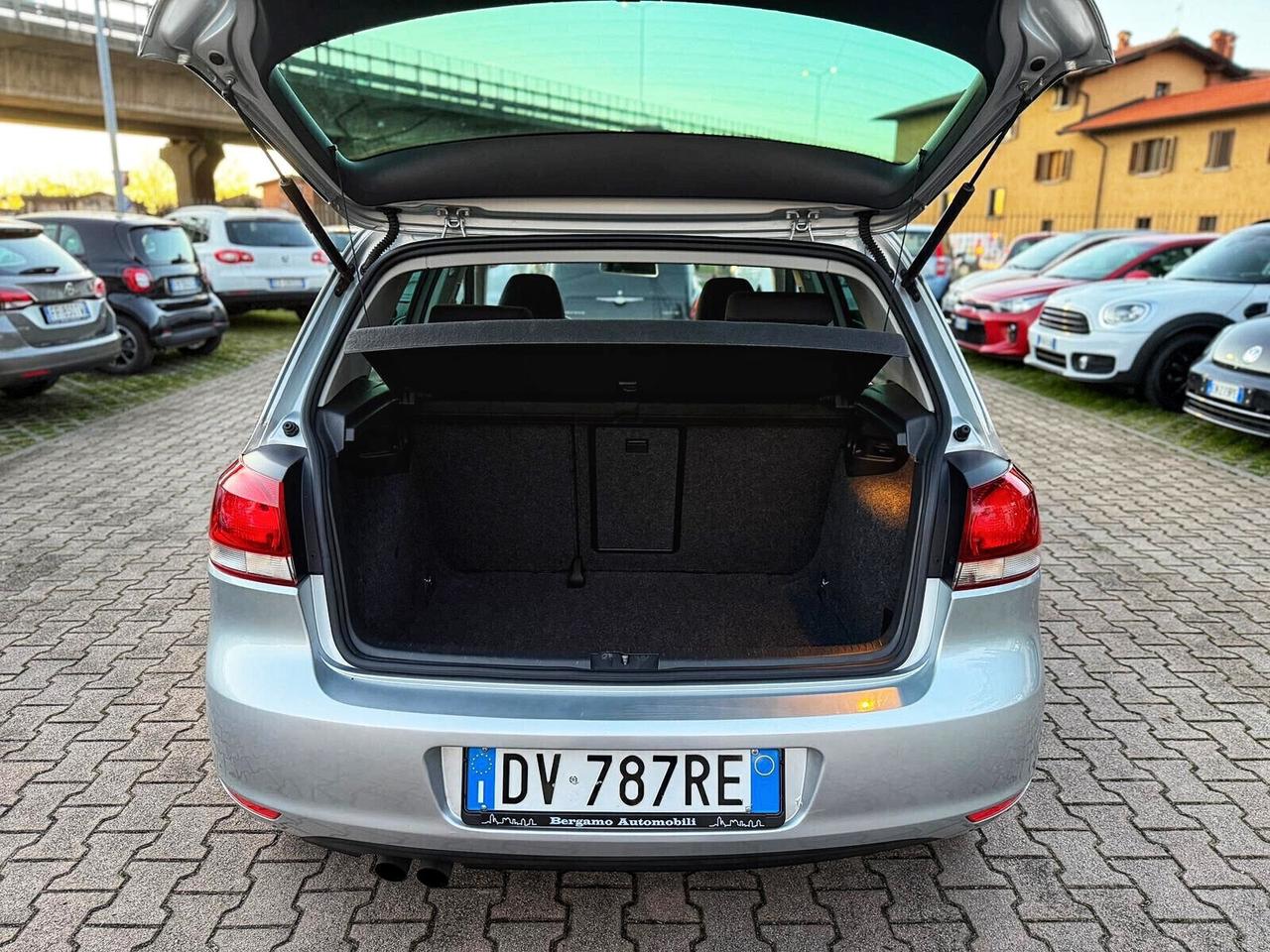 Volkswagen Golf 1.4 TSI 122CV 5p. Highline AUTOMATICA OK NEOPATENTATI