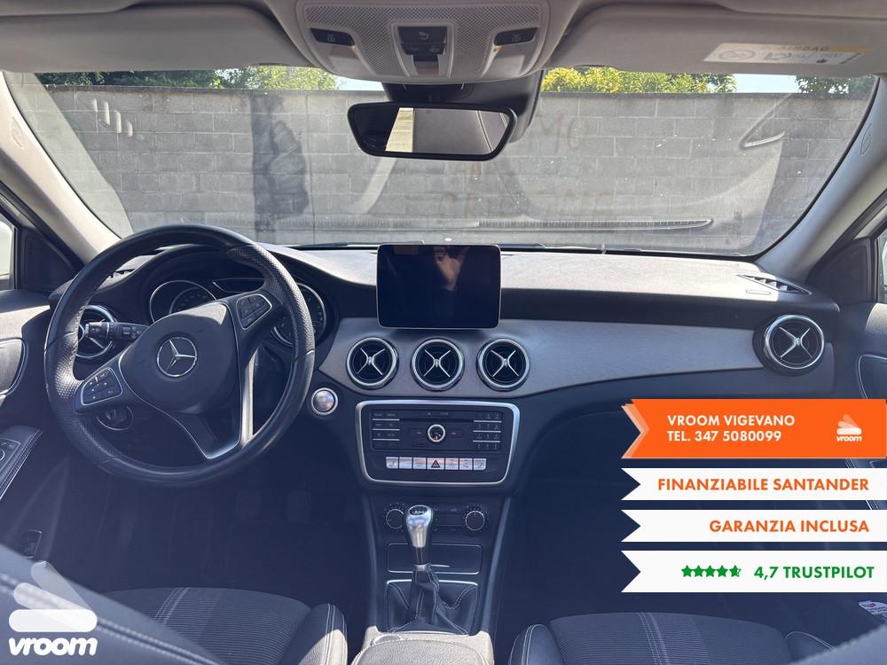MERCEDES GLA (X156) GLA 200 Sport