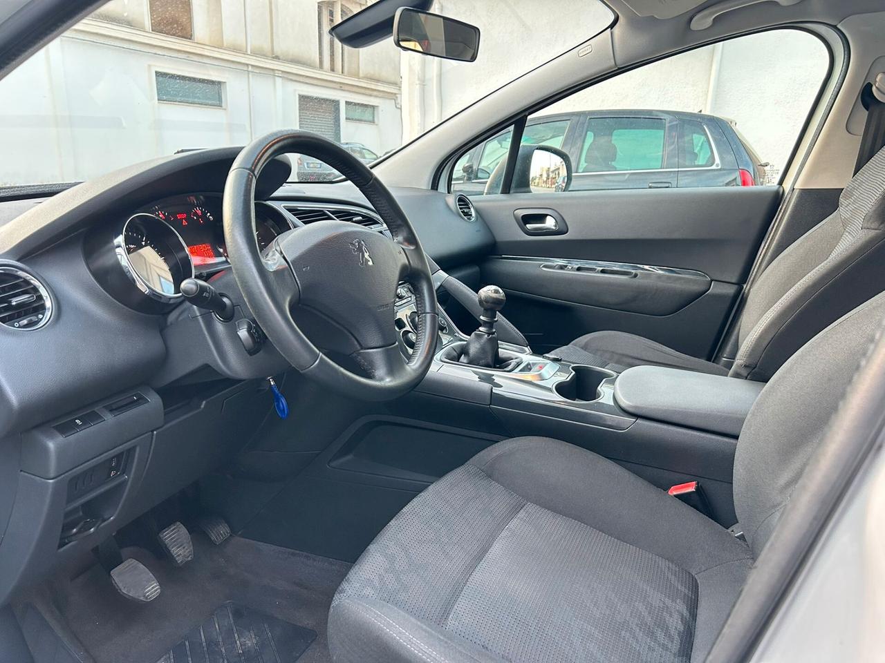 Peugeot 3008 1.6 HDi 115 Cv ALLURE NAVI-2013