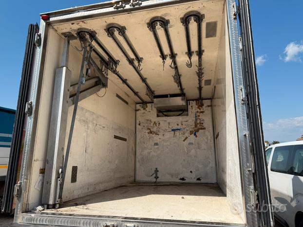 Iveco Daily 65c18 trasp carni nn parte ATP 2028