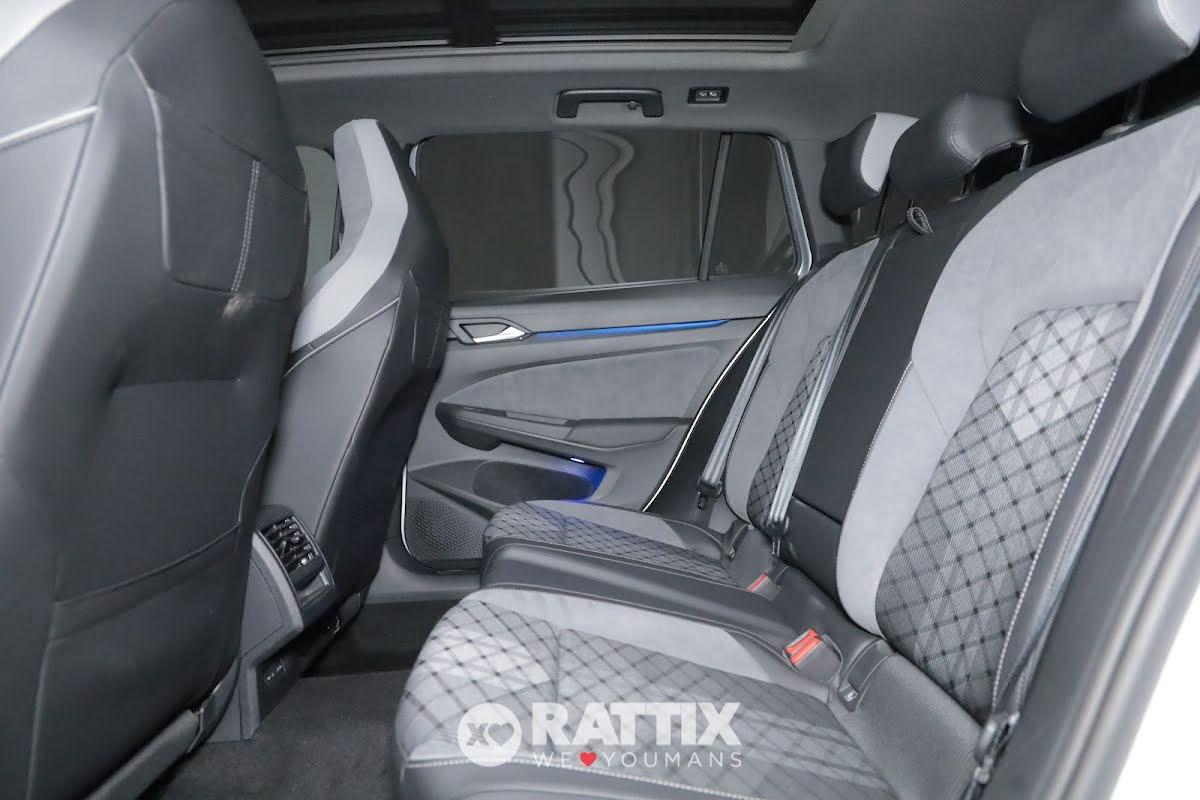 Volkswagen Golf Variant 2.0 TDI 150CV R-Line DSG + tetto apribile