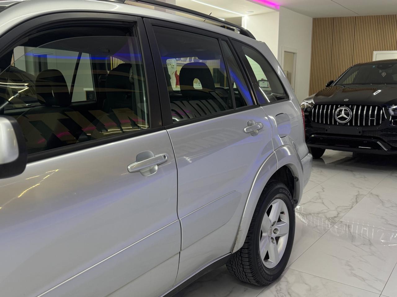 Toyota RAV4 2.0 Tdi D-4D Sol Full Opt