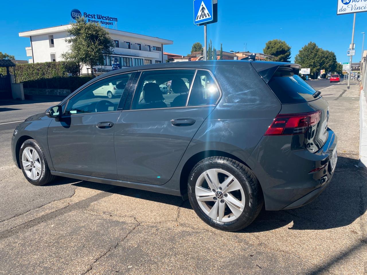 Volkswagen GOLF VIII 1.0 eTSi evo DsG LIFE 110Cv
