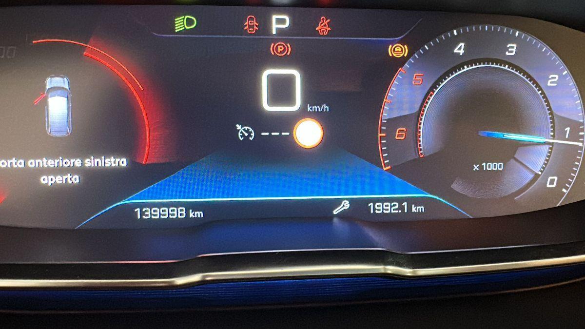 PEUGEOT - 5008 - BlueHDi 130 S&S Business