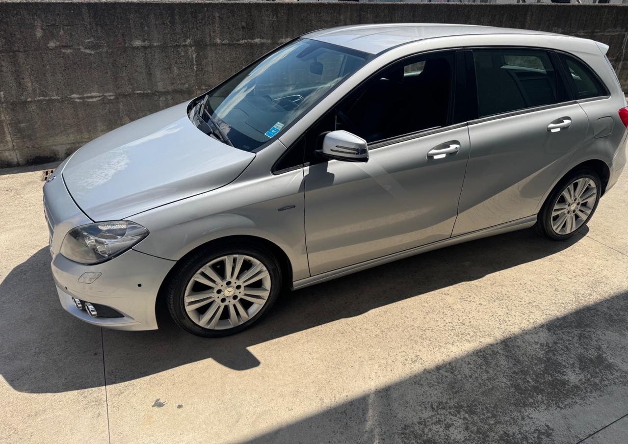 Mercedes-benz B 180 160 BlueEFFICIENCY Executive