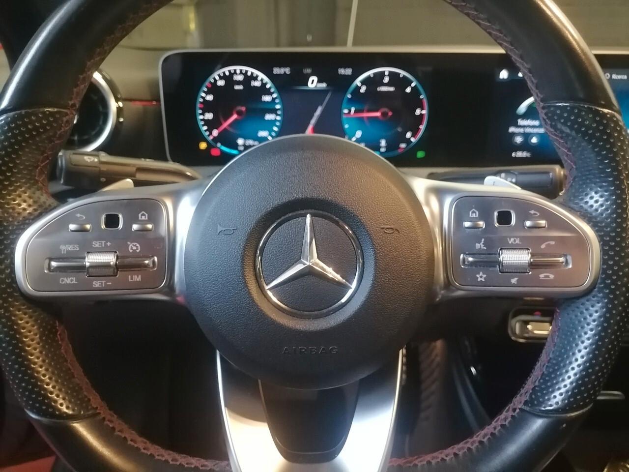 Mercedes-benz A 180 d Automatic Premium Allestimento AMG