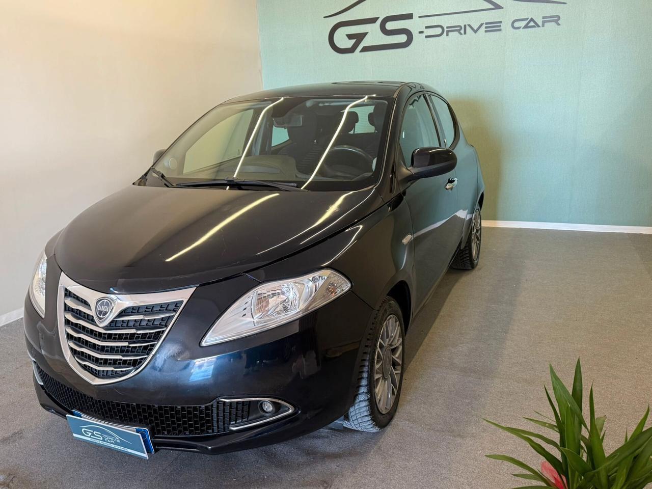 Lancia Ypsilon 1.3 MJT 16V 95 CV 5 porte S&S Platinum