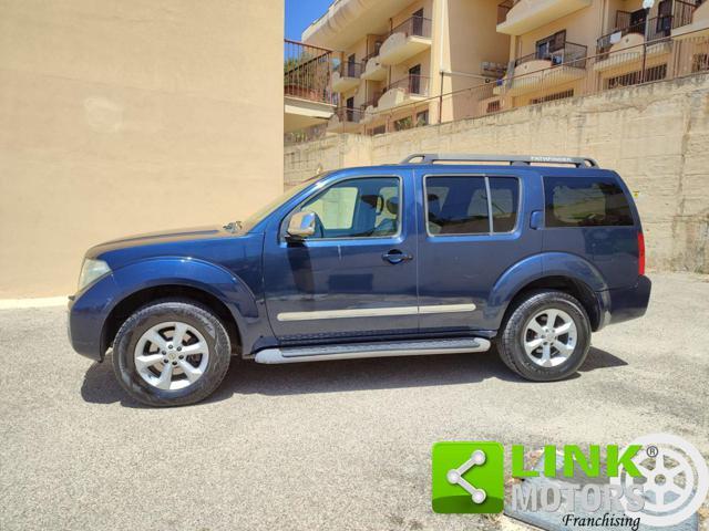NISSAN Pathfinder 2.5 dCi LE Platinum
