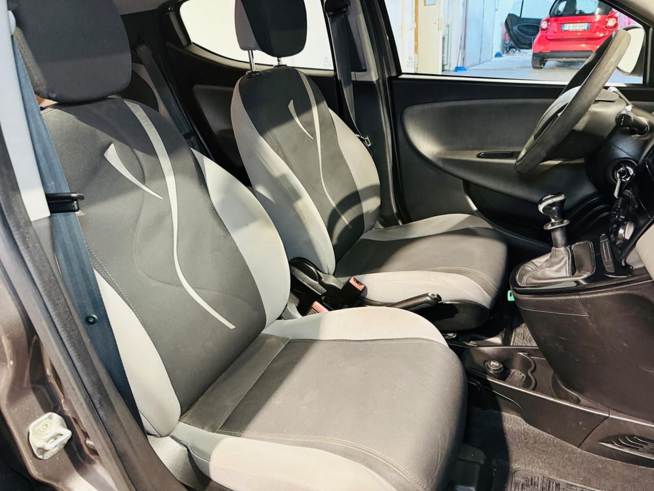 Lancia Ypsilon 1.2 69 CV 5 porte GPL Ecochic Platinum*NEOPATENTATI*