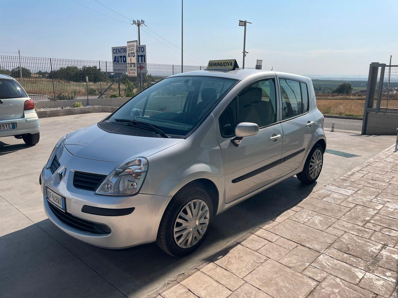 Renault Modus 1.2 16V Luxe ok neopatentati