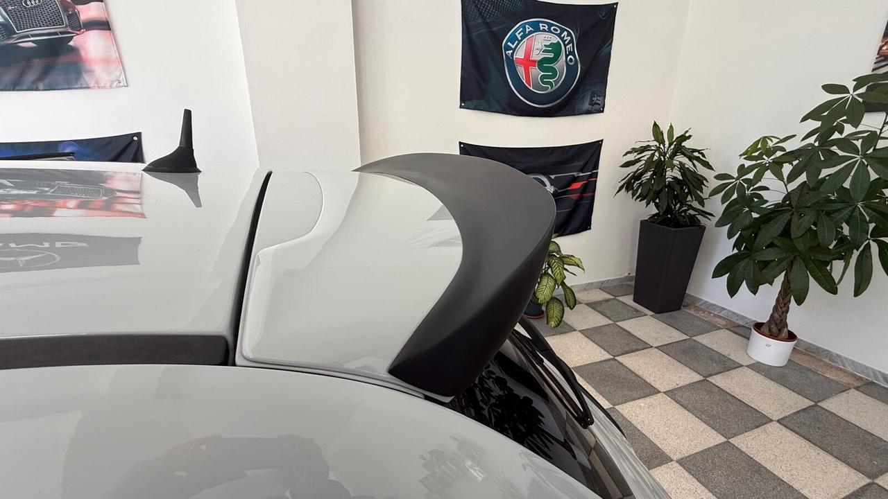 Abarth 500 1.4 Turbo T-Jet 140 CV