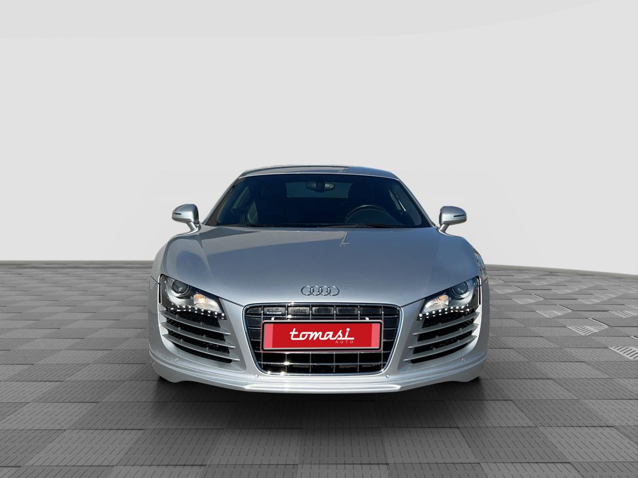 AUDI R8 4.2 V8 FSI quattro R tronic