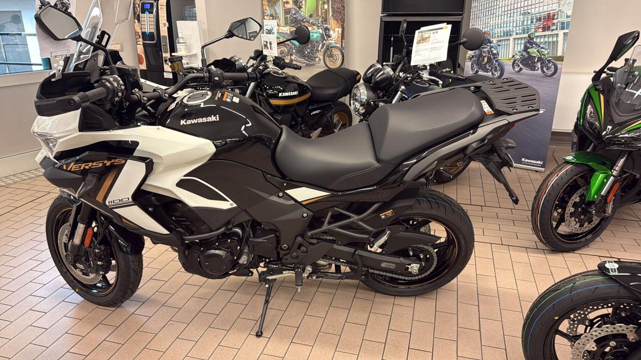 Kawasaki Versys 1100 My 25