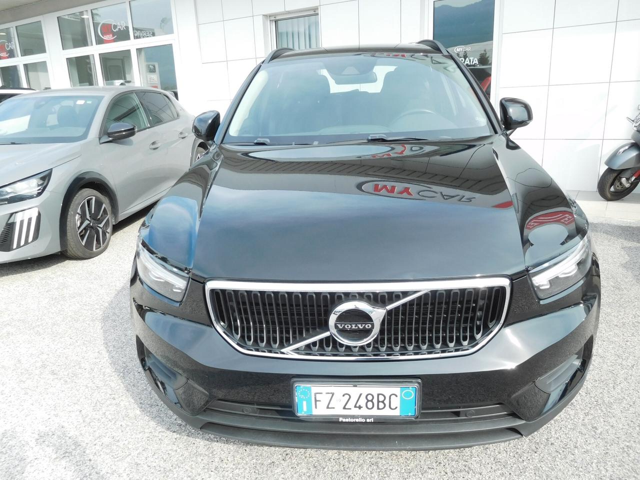 Volvo XC40 D3 AWD Momentum Core 150cv