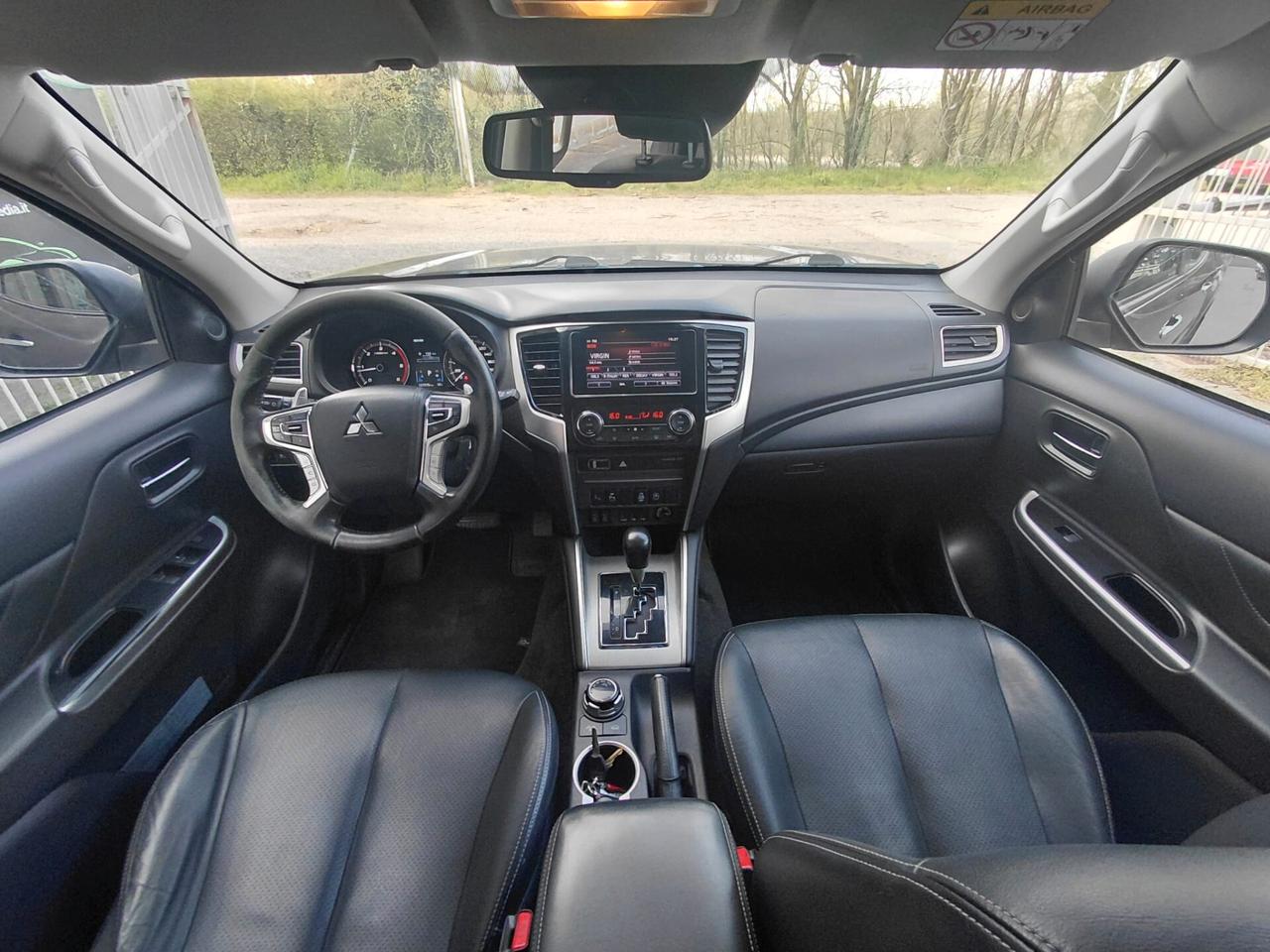 Mitsubishi L200 2.3d D.cab UNICO PROPRIETARIO