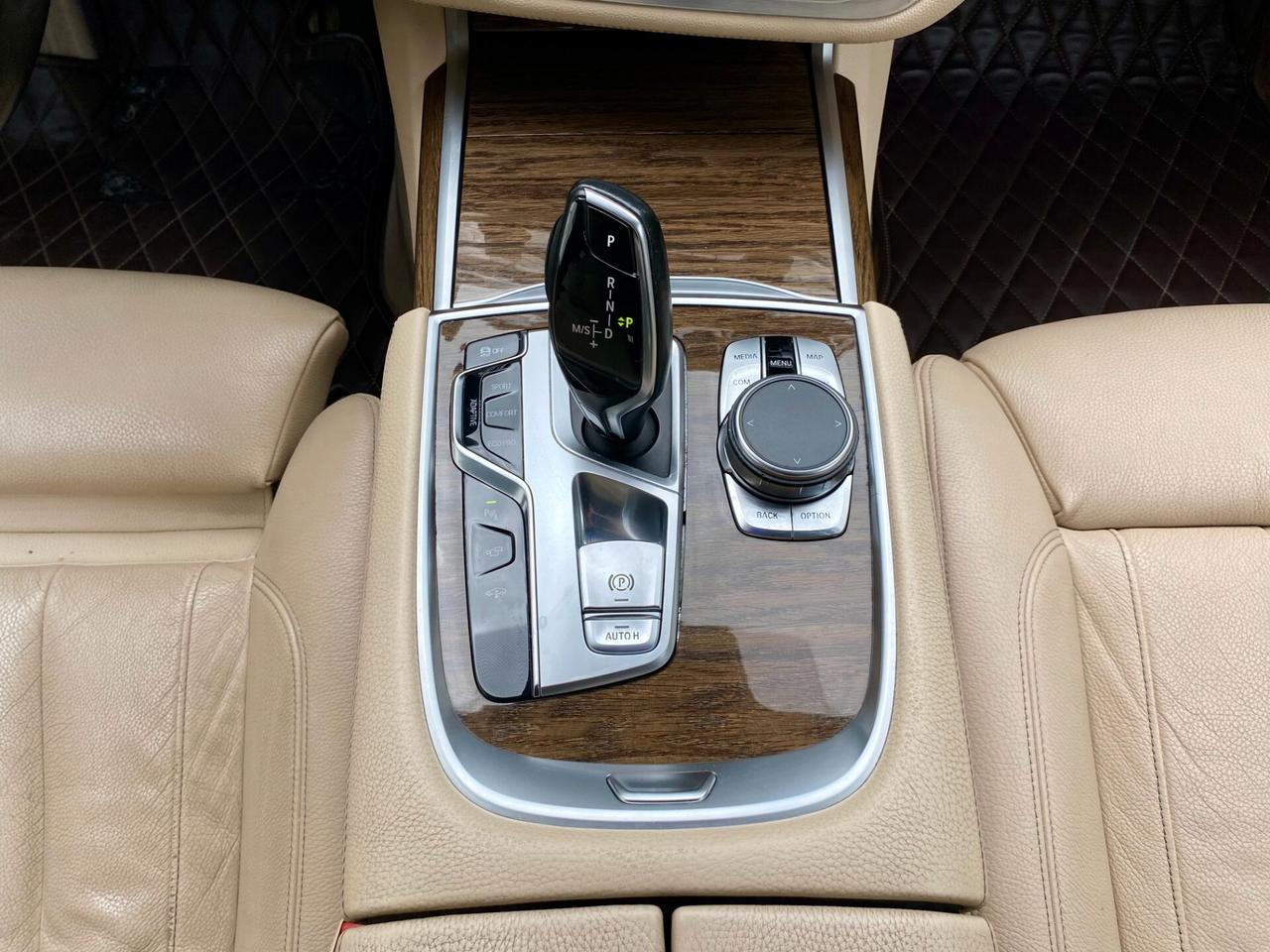 BMW 730 d xdrive auto 265cv TAGLIANDI CERTIFICATI BMW