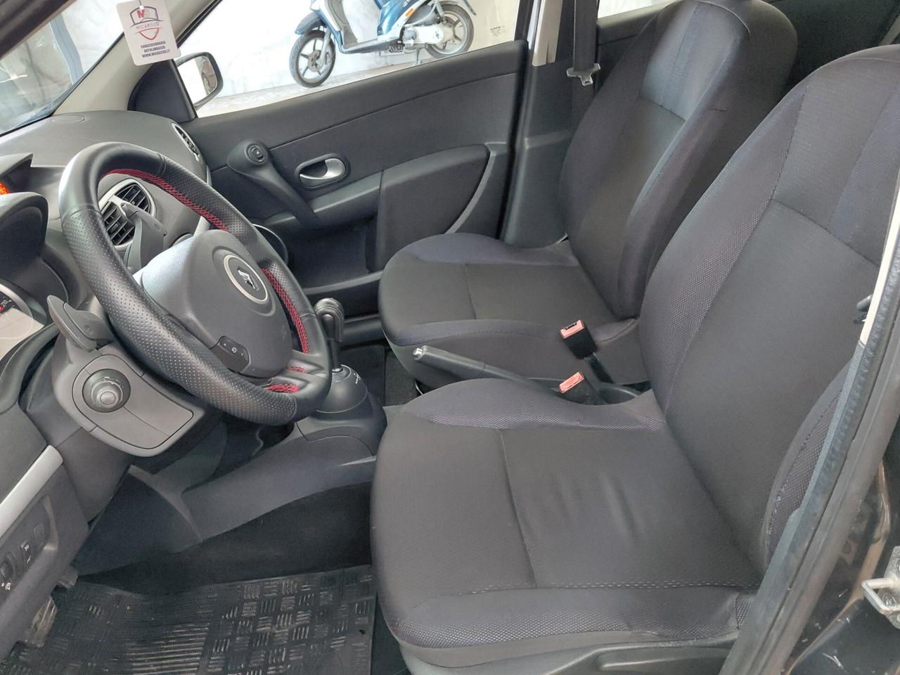 Renault Clio 1.2 16V CAMBIO AUTOMATICO