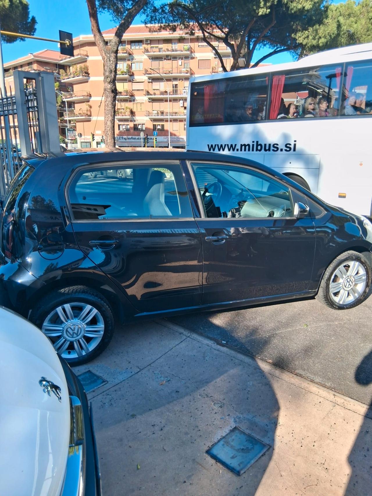 Volkswagen up! 1.0 75 CV 5p. high BlueMotion Technology ASG