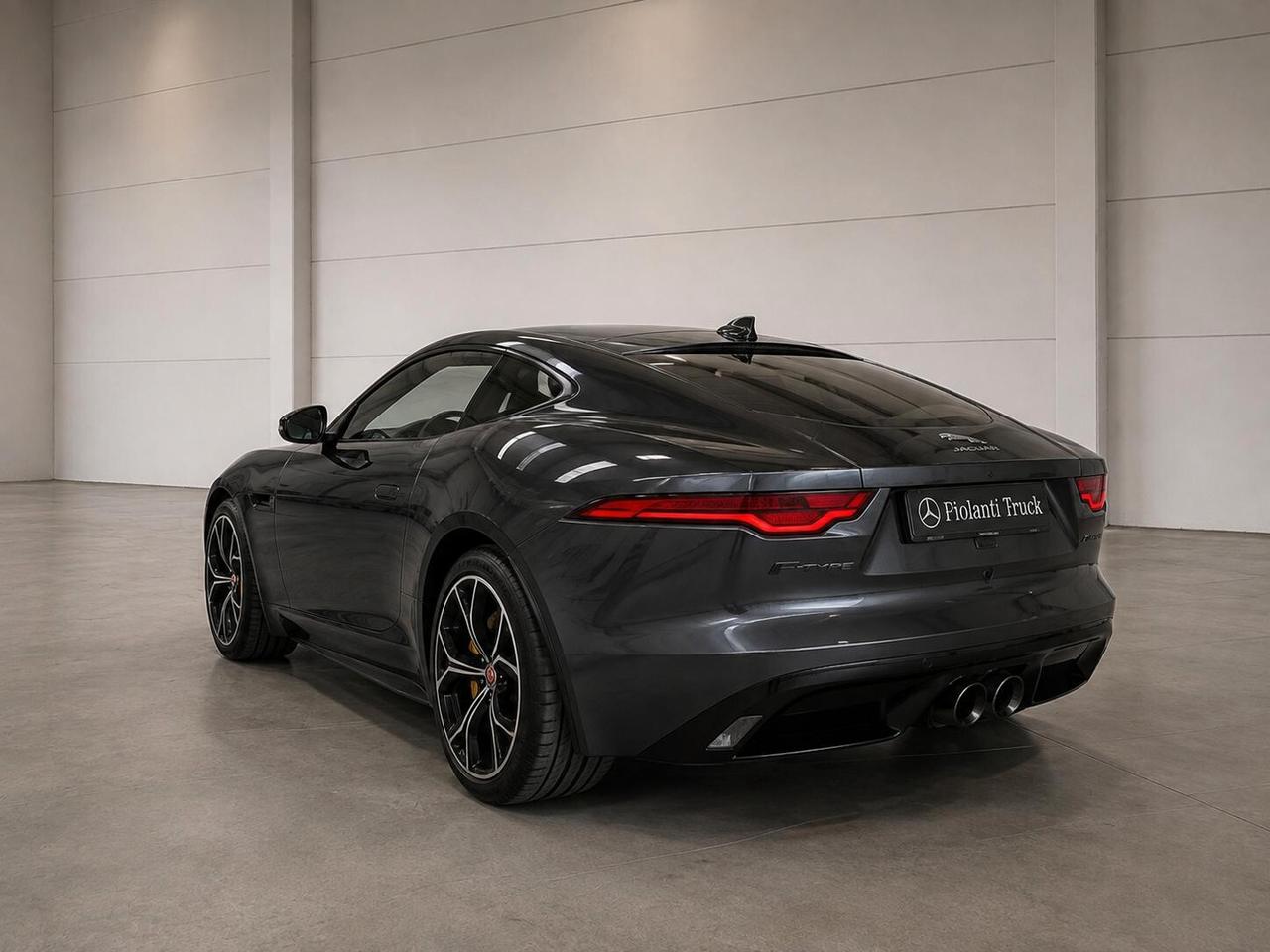 Jaguar F-Type 2.0 aut. Coupé R-Dynamic Black