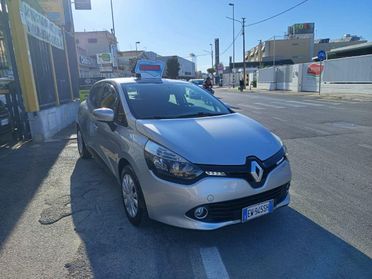 RENAULT Clio 1.5 dCi 8V 75 CV 5p. Live NAV.