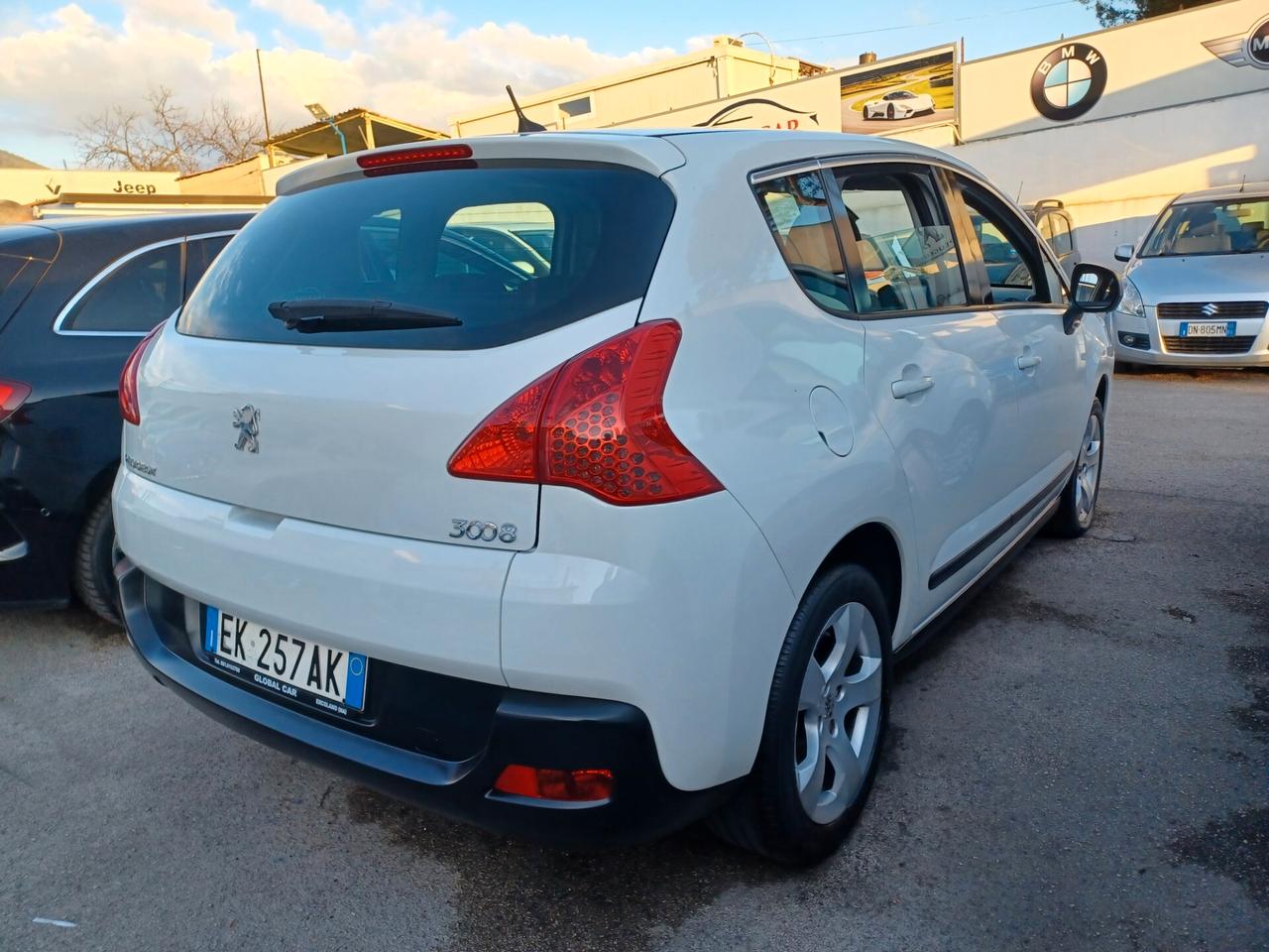 Peugeot 3008 1.6 HDi UNICO PROPRIETARIO NAVI