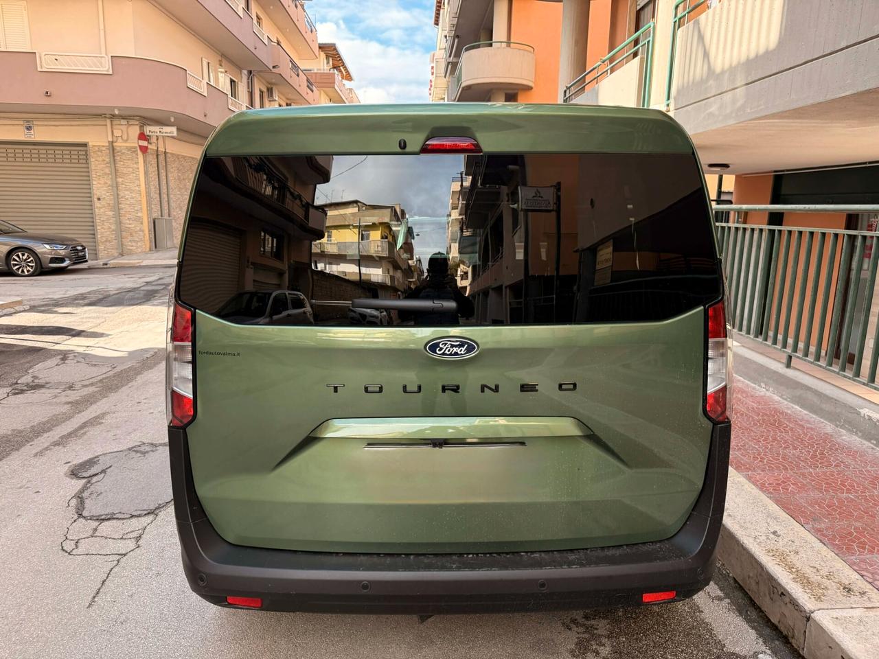 Ford Tourneo Courier 1.0 AUTOCARRO N1