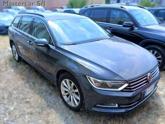 VOLKSWAGEN Passat Variant Passat VIII Variant 1.6 tdi Business Navi 120cv