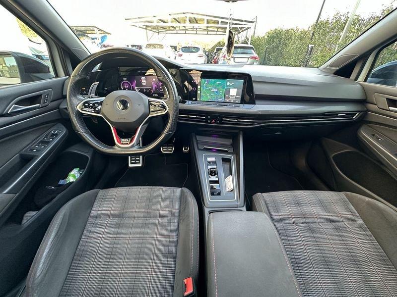 Volkswagen Golf GTI 2.0TSI Performance DSG