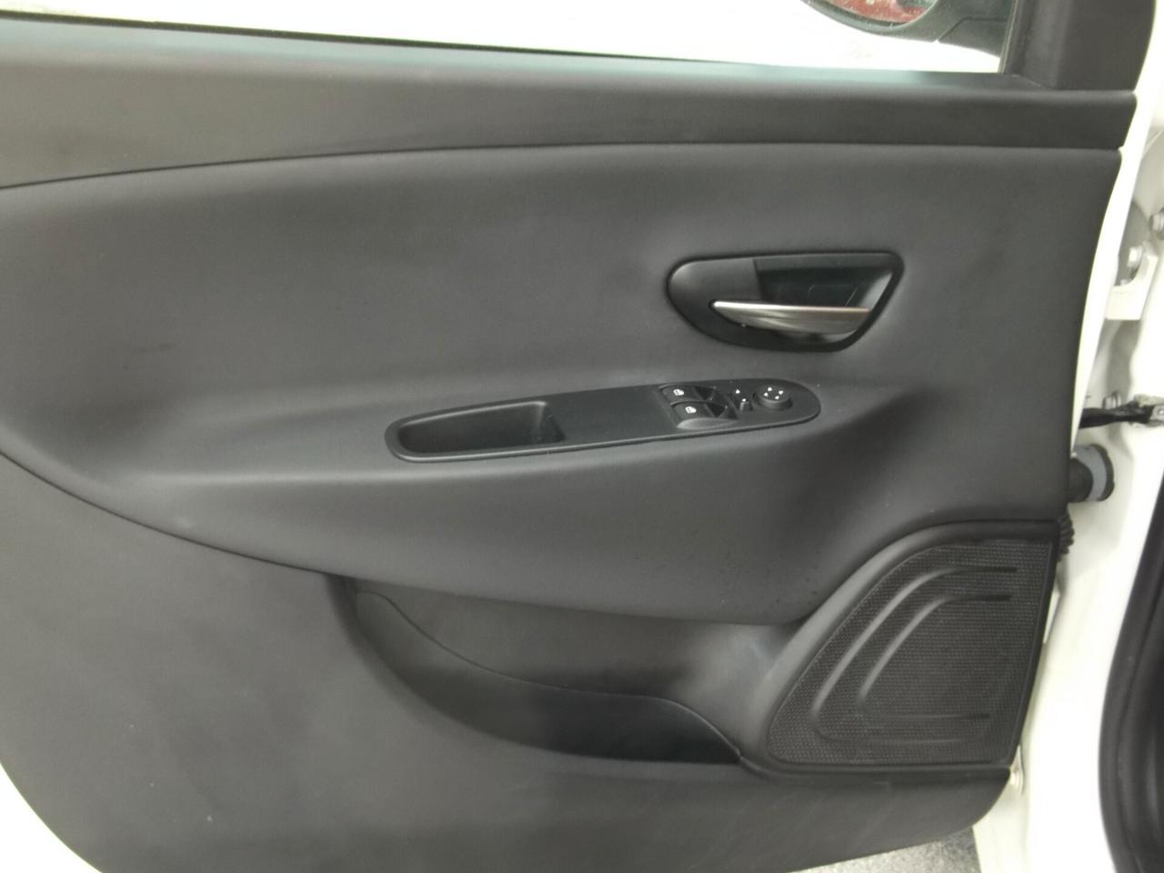 Lancia Ypsilon 1.0 Turbo Metano 2013 Neopat