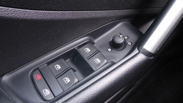 AUDI Q2 35 TDI quattro S-Tronic