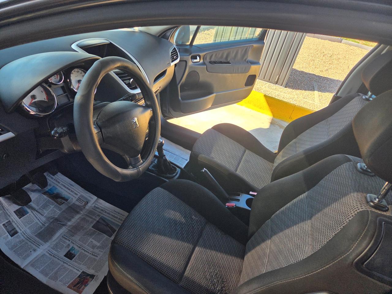 Peugeot 207 1.6 Hdi 2010