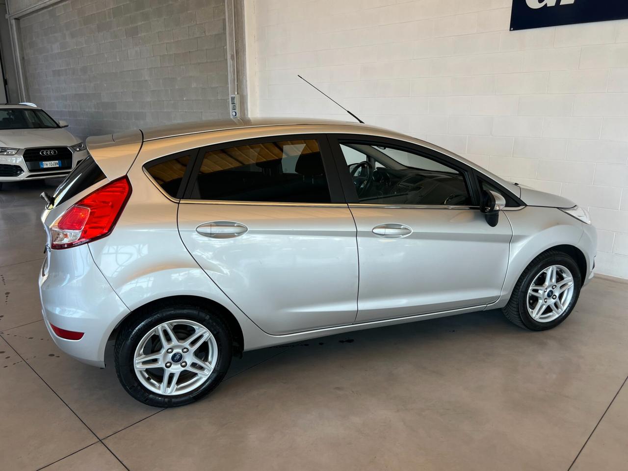 Ford Fiesta 1.0 80CV 5 porte Titanium OK NEOPATENTATI