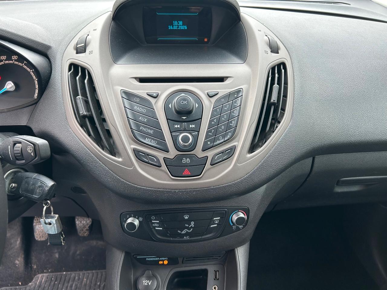 Ford Tourneo Courier 1.5 TDCI 75 CV Titanium