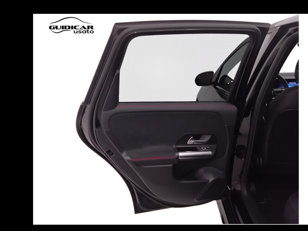 Mercedes-Benz Classe B - W247 2023 - B 180 d AMG Line Advanced Plus auto