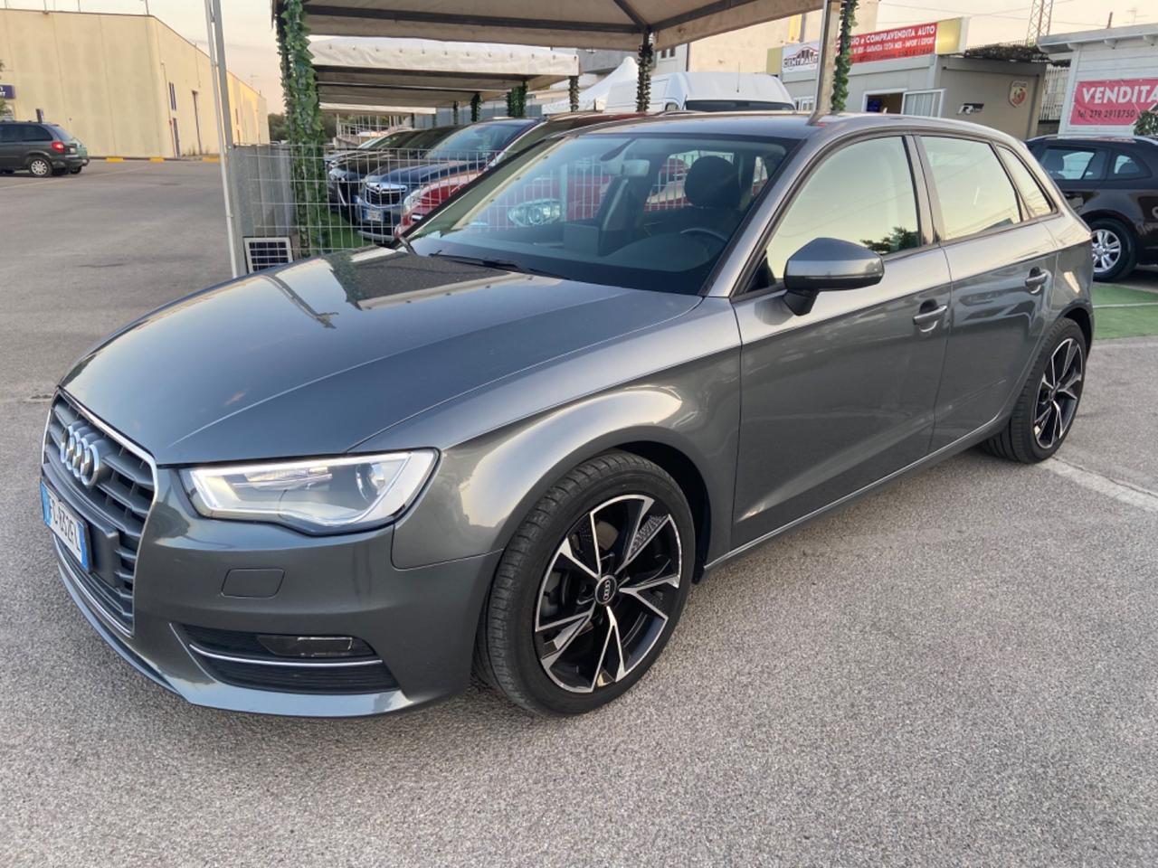 Audi A3 SPB 1.6 TDI diesel S tronic Ambition