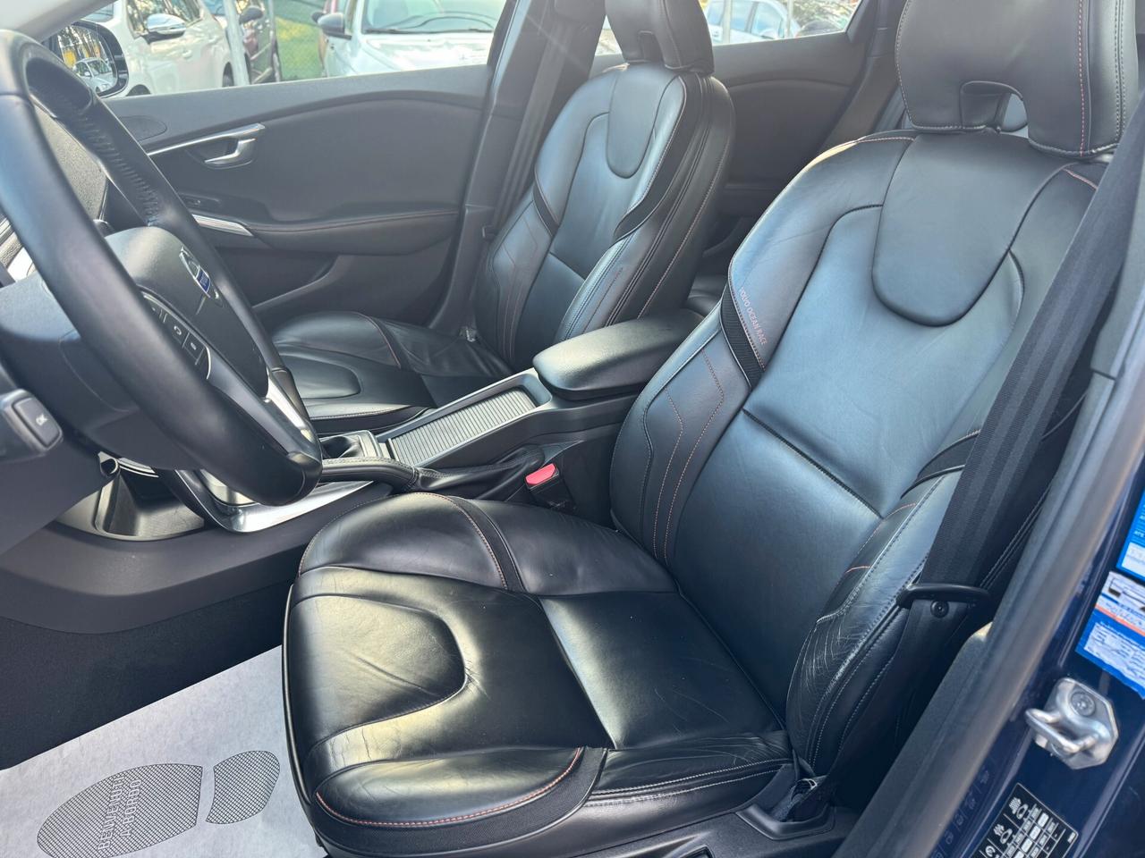 Volvo V40 Cross Country D2 Ocean Race