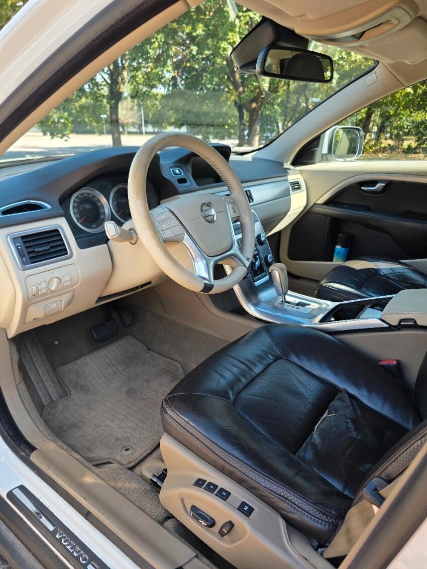 Volvo XC 70 XC70 D3 Geartronic Summum