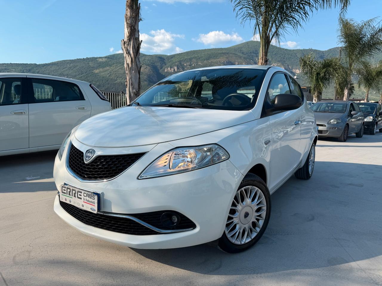 LANCIA YPSILON ANNO 2017 1.2 BENZINA 69 CV