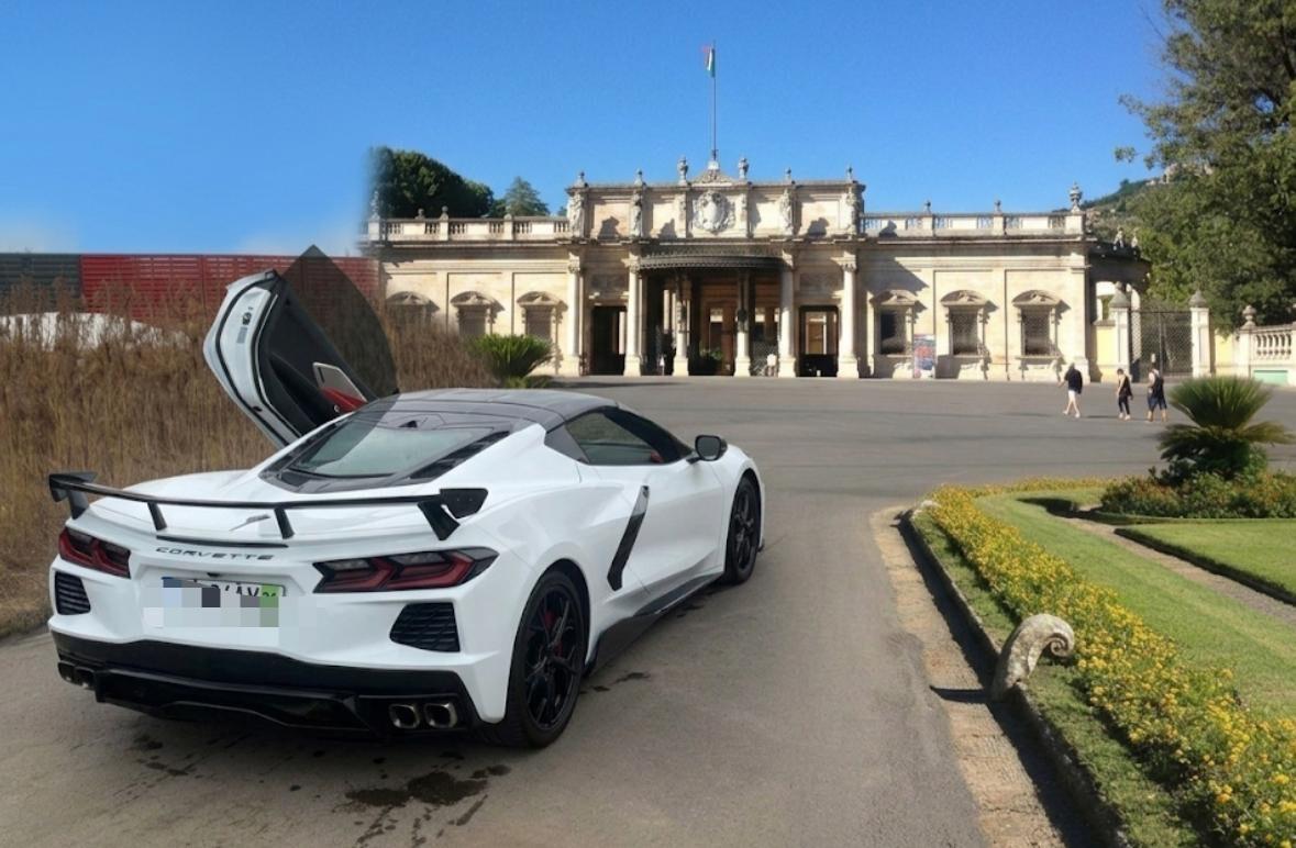 Corvette C8