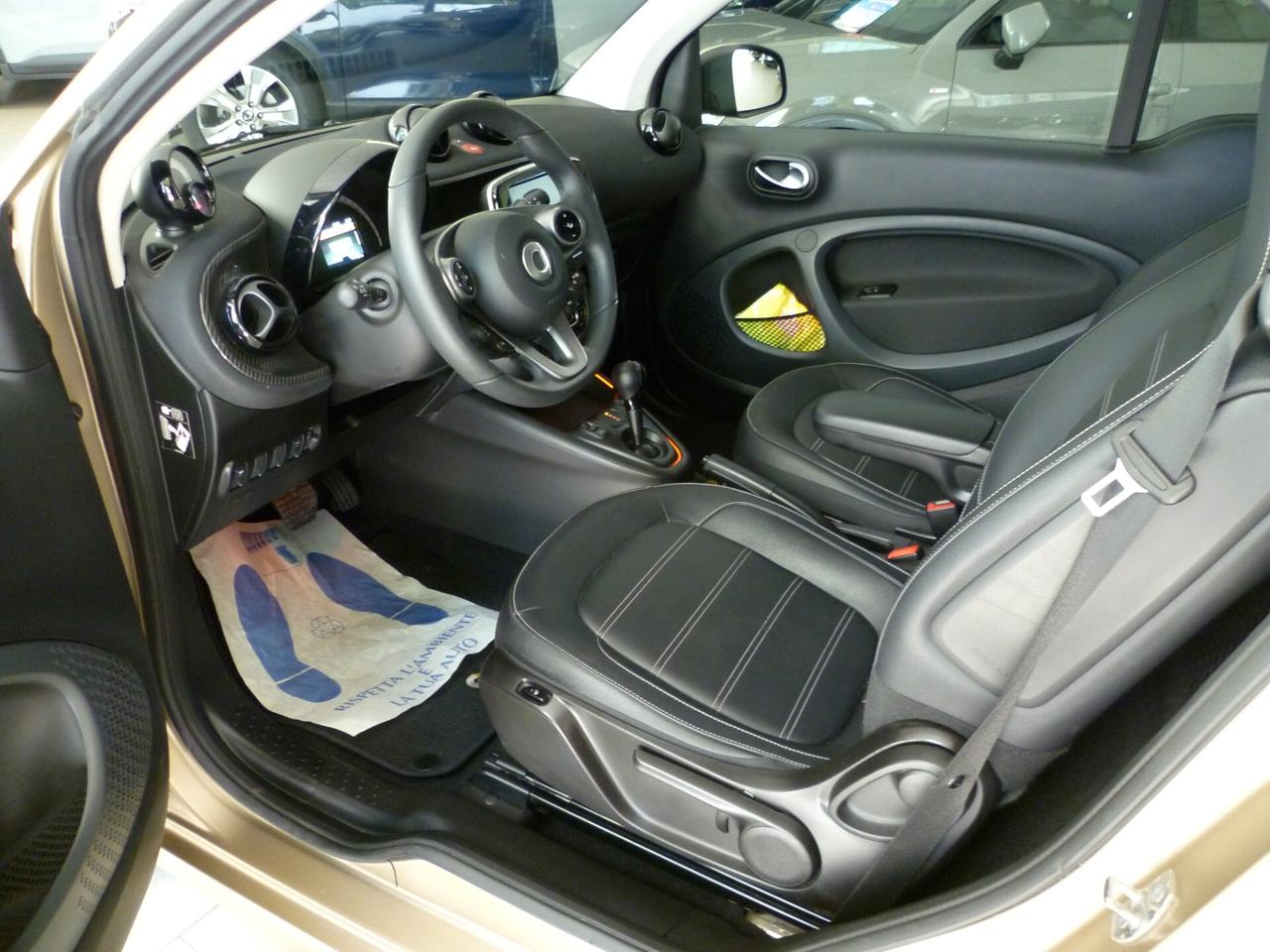 Smart ForTwo EQ Racingold (22kW)