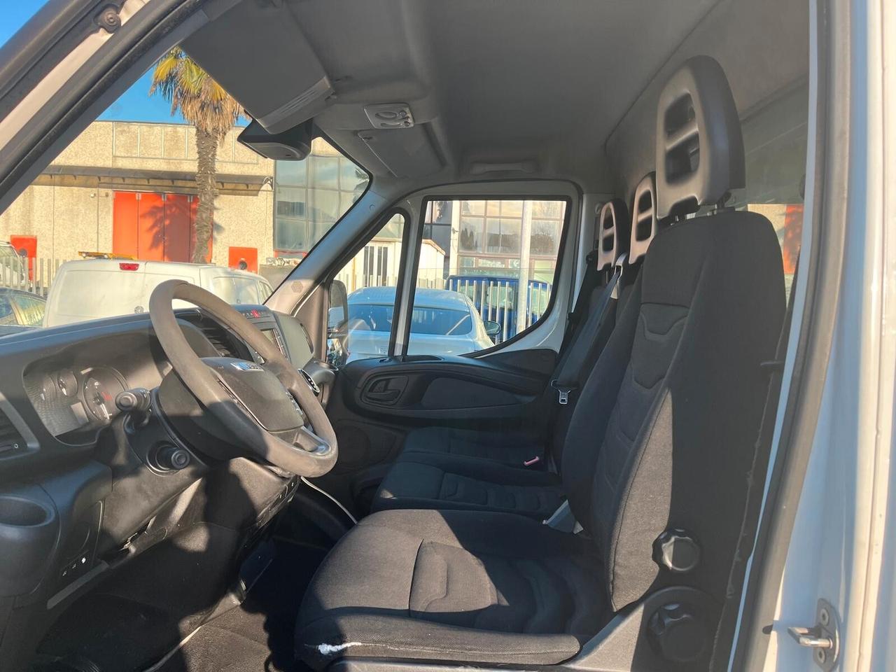 Iveco Daily 35C17D 3.0 HPT PM-DC-RG Cabinato