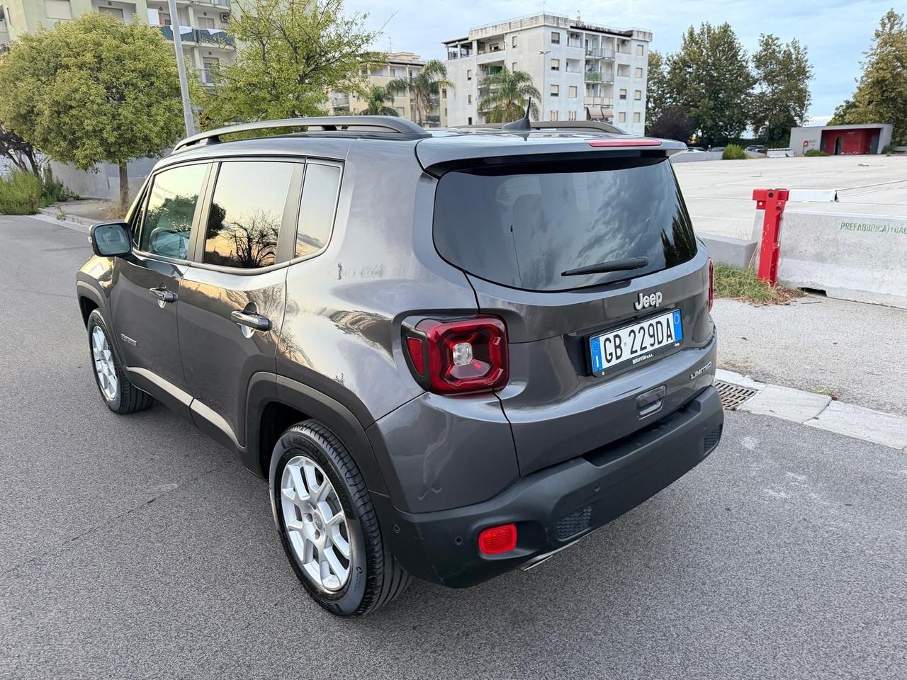 Jeep Renegade 1.6 Mjt DDCT 120 CV Limited