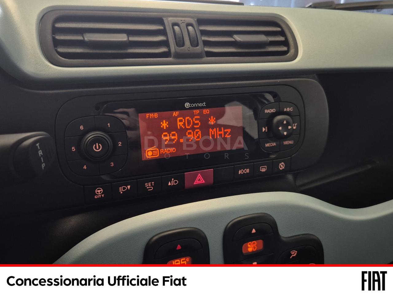 Fiat Panda 1.0 hybrid city cross s&s 70cv