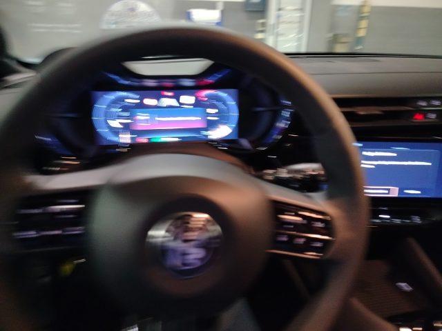 ALFA ROMEO Junior 1.2 136 CV Hybrid eDCT6