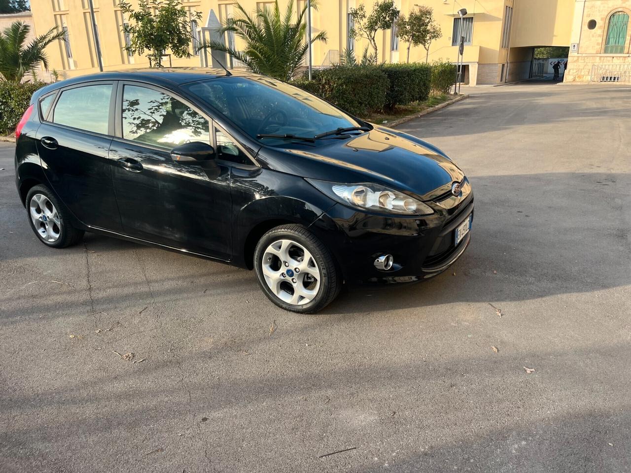 Ford Fiesta 1.2 60CV 5p.Km 115.000 Garantita