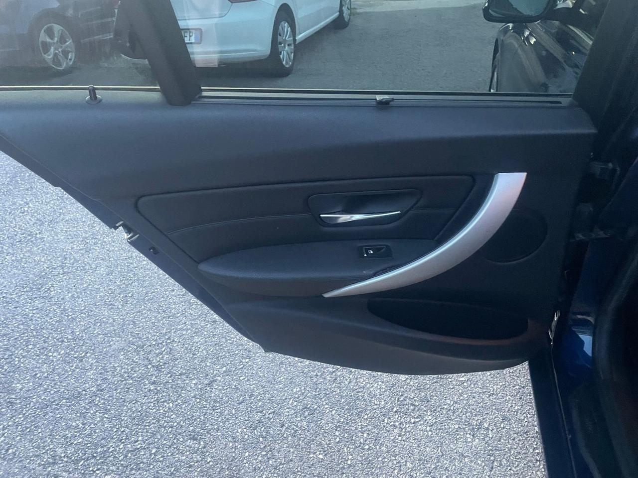 Bmw 318 318d Touring Business Advantage aut.