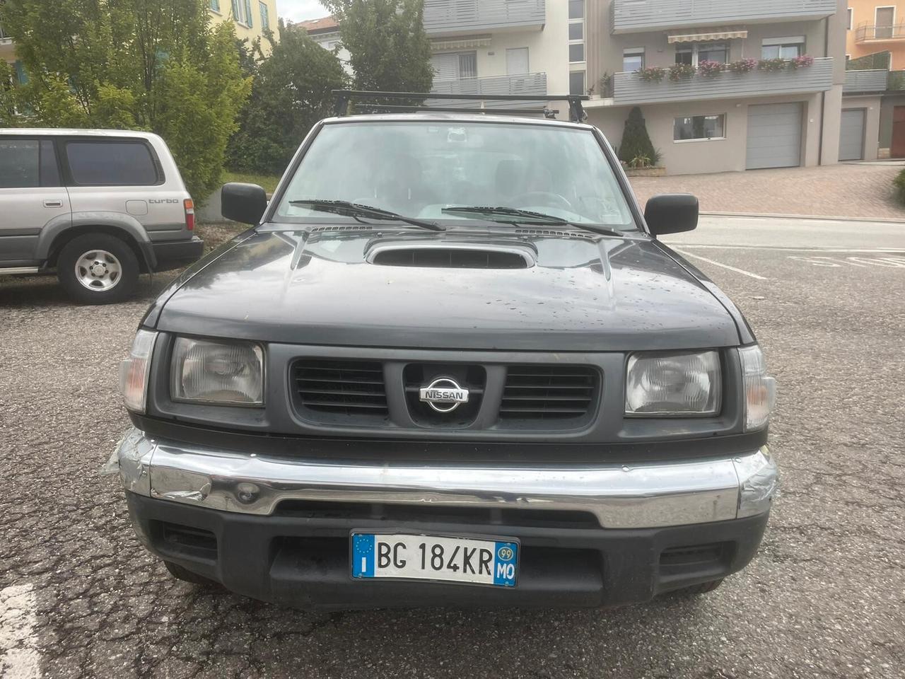 NISSAN NAVARA PICK-UP 2.5 TD DOUBLE CAB 4PORTE