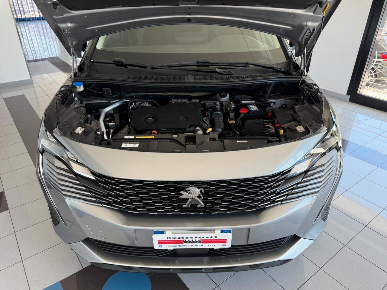 Peugeot 5008 1.5 BlueHDi 130 EAT8 Business 7 POSTI