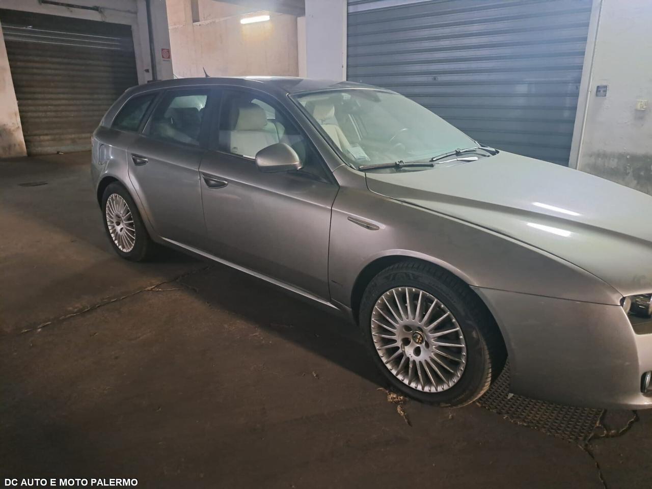 Alfa Romeo 159 1.9 JTDm Sportwagon.150CV..2006